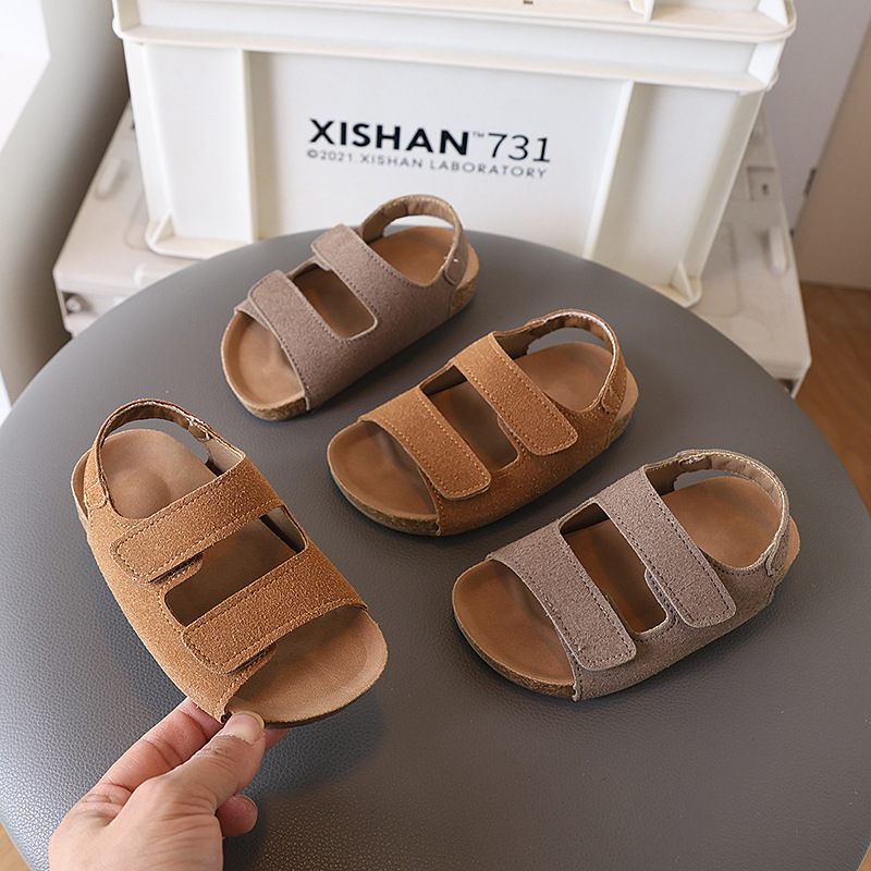 Baby Products Brand - รองเท้าแตะเด็กหนังกลับยี่ห้อ 2026 พร้อมรองรับอุ้งเท้า รองเท้าสวมใส่สบายสำหรับเด็กผู้ชายในฤดูร้อน รองเท้าชายหาดลำลอง รองเท้ากันน้ำสำหรับเด็กผู้หญิง